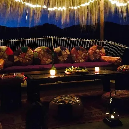 Orozca Farmhouse Lagoon Pool With Retro Hot Tub And Wi-fi